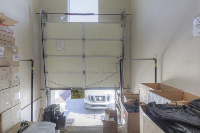 1811 Charlotte Ave For Lease