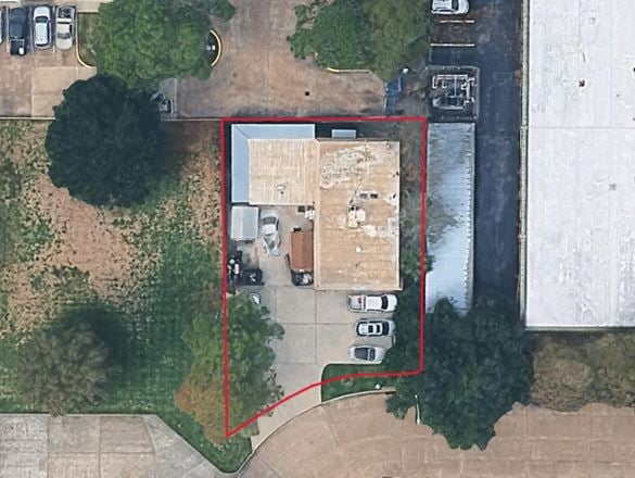 16818 Titan Drive, Houston, TX 77058