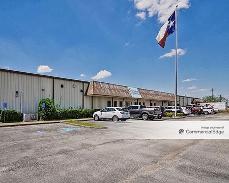 Photo of commercial space at 1072 US 175 Frontage Road in Kaufman