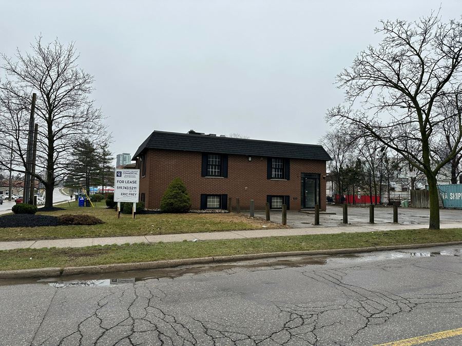 5 Hickory Street E
