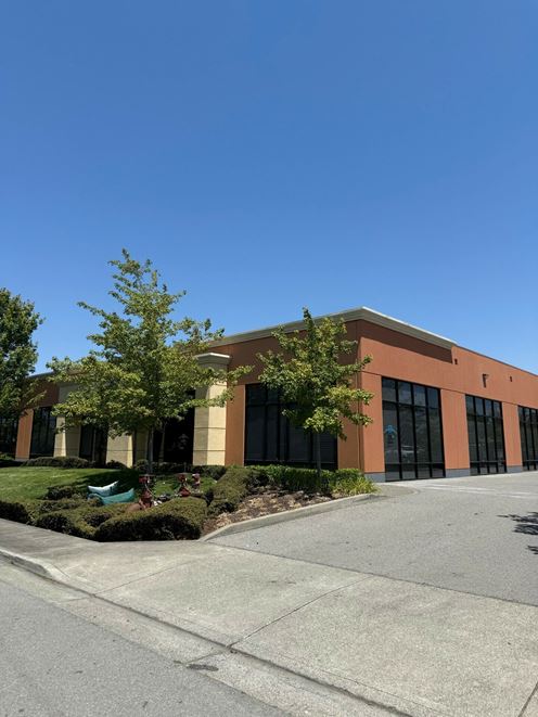 800 Lindberg Lane
