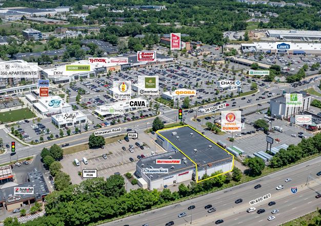 Woburn Plaza