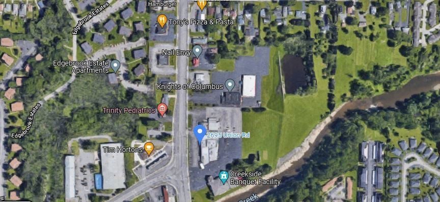 2675 Union Rd - Retail Plaza