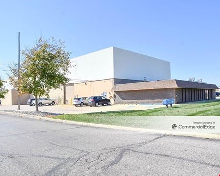 Industrial space for Rent at 1001 West 13 Mile Road in Madison Heights