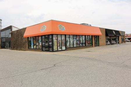 Photo of commercial space at 1908 S. Saginaw Road in Midland