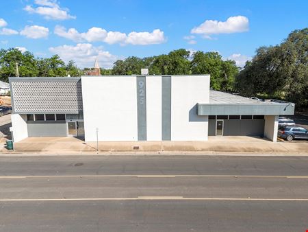Photo of commercial space at 925 Columbus Ave in Waco