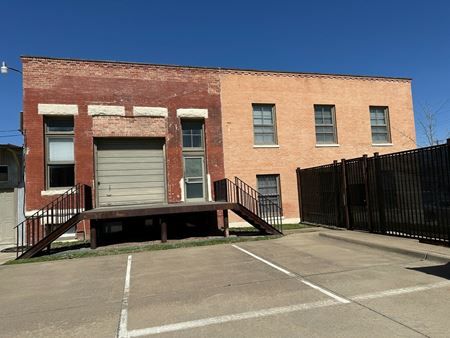 Office space for Rent at 4027 Main St in Dallas