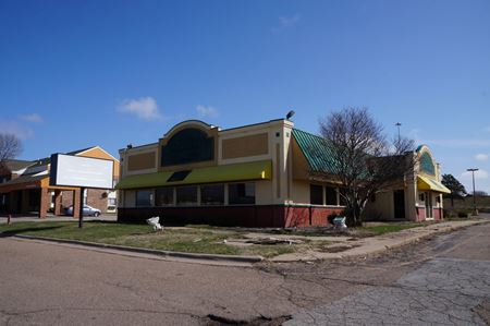 Retail space for Rent at 2900 NW 12th Street in Lincoln