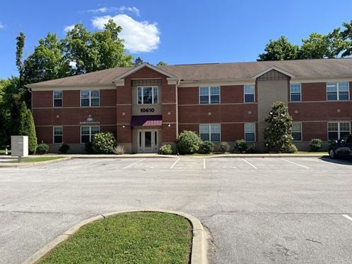 Watterson Trail Center Condominiums