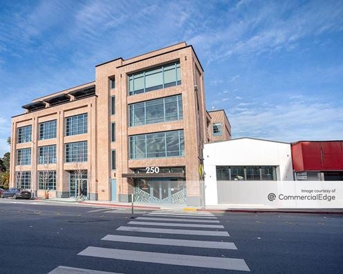 250 California At Burlingame Station