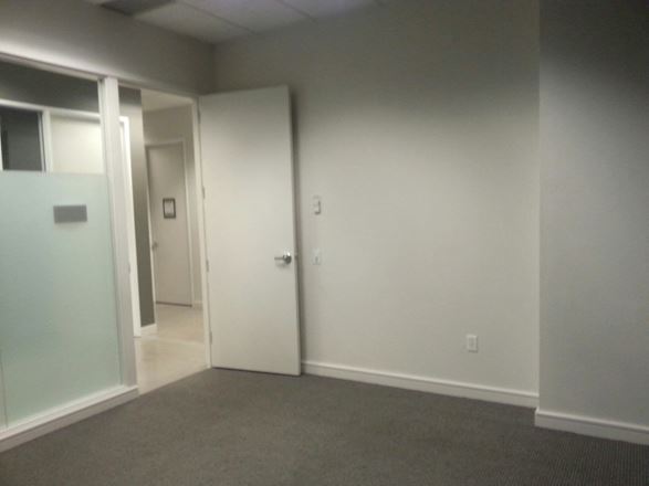 Workstyle Flexible Spaces - 3101-3111 N Central Avenue