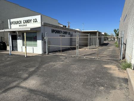 Retail space for Sale at 914 N 24th St in Phoenix