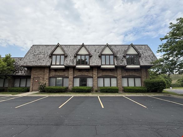 Office space for Sale at 28085 North Ashley Circle in Libertyville