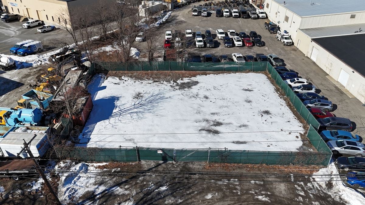 Merrimac Street Outdoor Storage