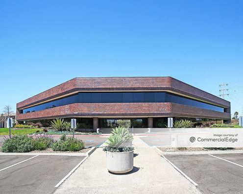 Governor Plaza