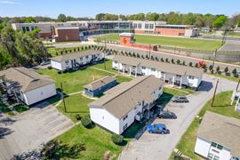 Recently Renovated Azul Door Apartment Complex | 8 Buildings