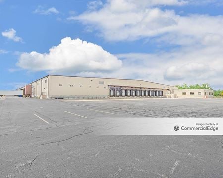 Photo of commercial space at 2510 Snow Road in Lansing