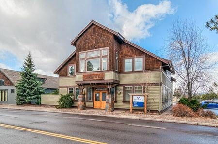 Photo of commercial space at 257 S Pine St in Sisters