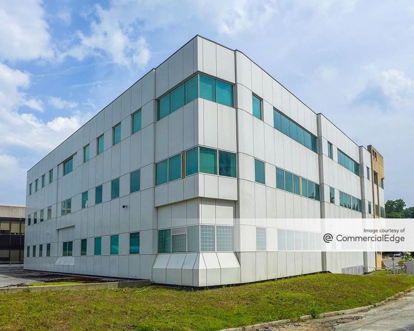 825 Northern Blvd, Great Neck, NY CommercialSearch