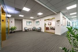 55 Ferncroft Rd