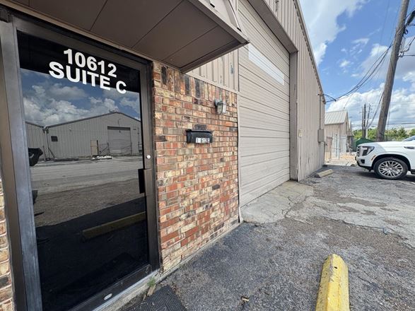 10612 Hempstead Rd