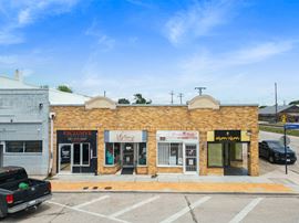 Turnkey Retail Center in Baytown – High-Traffic, Income-Producing Leased Units