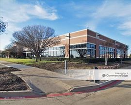 Royal Tech Commons - M