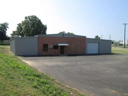 Industrial space for Rent at 1709 Wells Island Rd in Shreveport