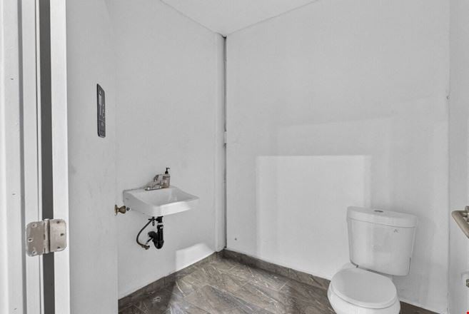 1519 W 139th St, Gardena, CA 90249-2603