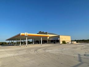Spurs Ranch Fuel Station - San Antonio