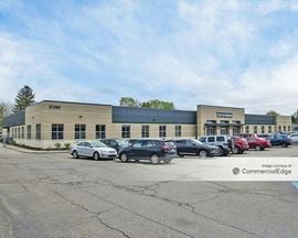 Redford Plaza - 27260 Plymouth Road