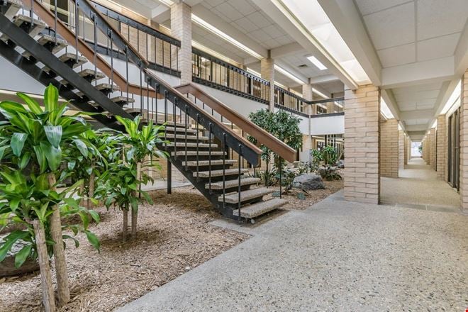 Olsen Park Office Complex - 3505 Olsen Blvd