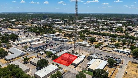 Flex Office Industrial W/Living Quarters - Arlington