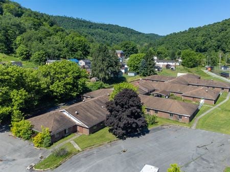 Multi-Family space for Sale at 18 4th St in Richwood