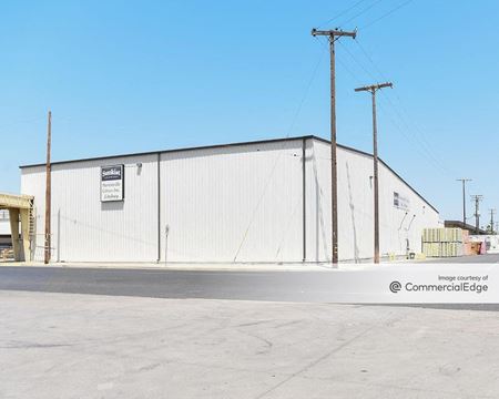 Photo of commercial space at 201 South Sweetbriar Avenue in Lindsay
