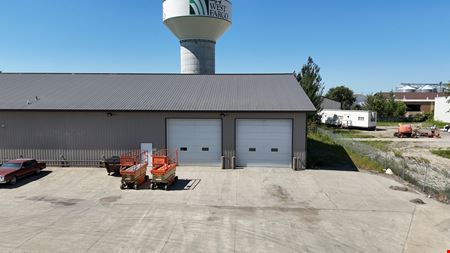 Industrial space for Rent at 126 6th St W in West Fargo
