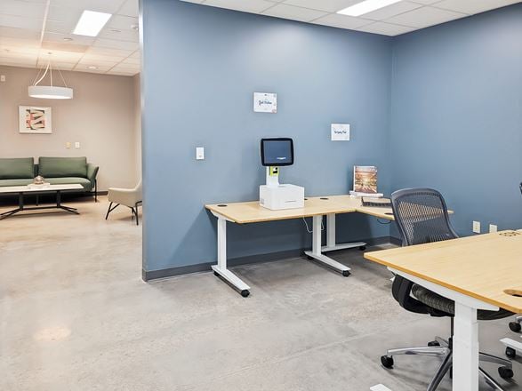Regus - Louisville - 285 Century Pl