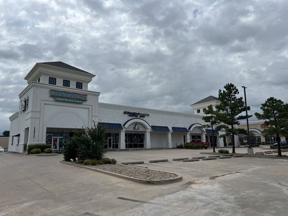 The Piazza Shops