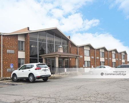 Shared and coworking spaces at 260 Northland Boulevard in Springdale