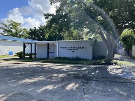 Commercial space for Rent at 1118 Broad Ave in Gulfport