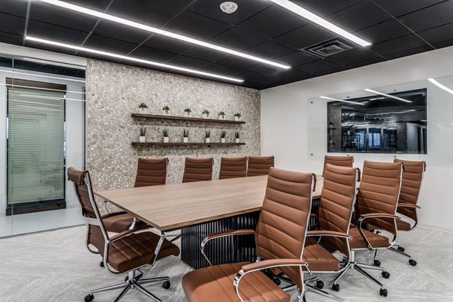 Lucid Private Offices - Lucid Private Office Mockingbird Station