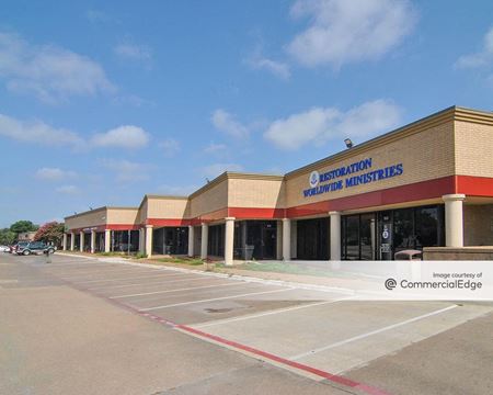 Photo of commercial space at 9205 Skillman Street in Dallas
