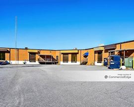 Oakbrook Technology Center - 1325-1351 Oakbrook Drive