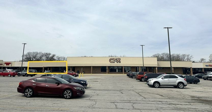 Mid Oak Plaza