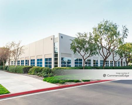 Alton/Technology Center - 2-11 Technology Drive - Irvine