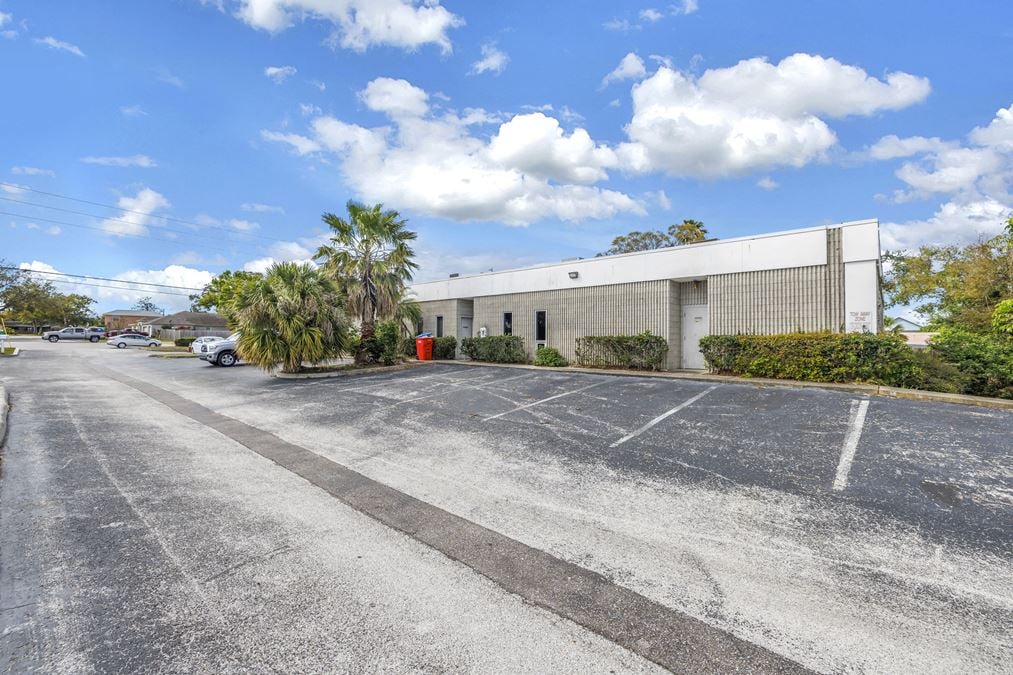 9911 Seminole Blvd