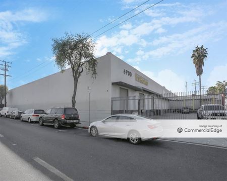 Industrial space for Rent at 6900 South Alameda Street in Huntington Park
