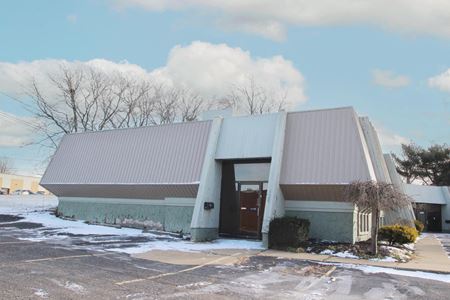 Photo of commercial space at 2656 S. Arlington Rd. in Akron
