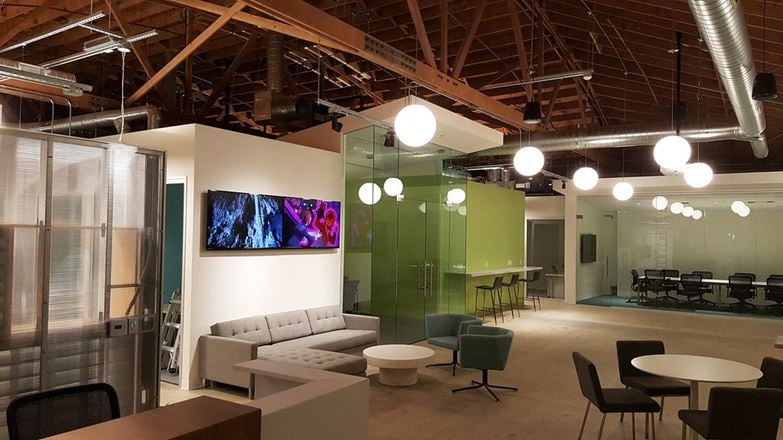 Bizhaus - El Segundo