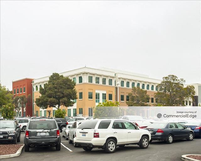 1 Hacker Way, Menlo Park, CA 94025 1 Hacker Way, Menlo Park, CA 94025